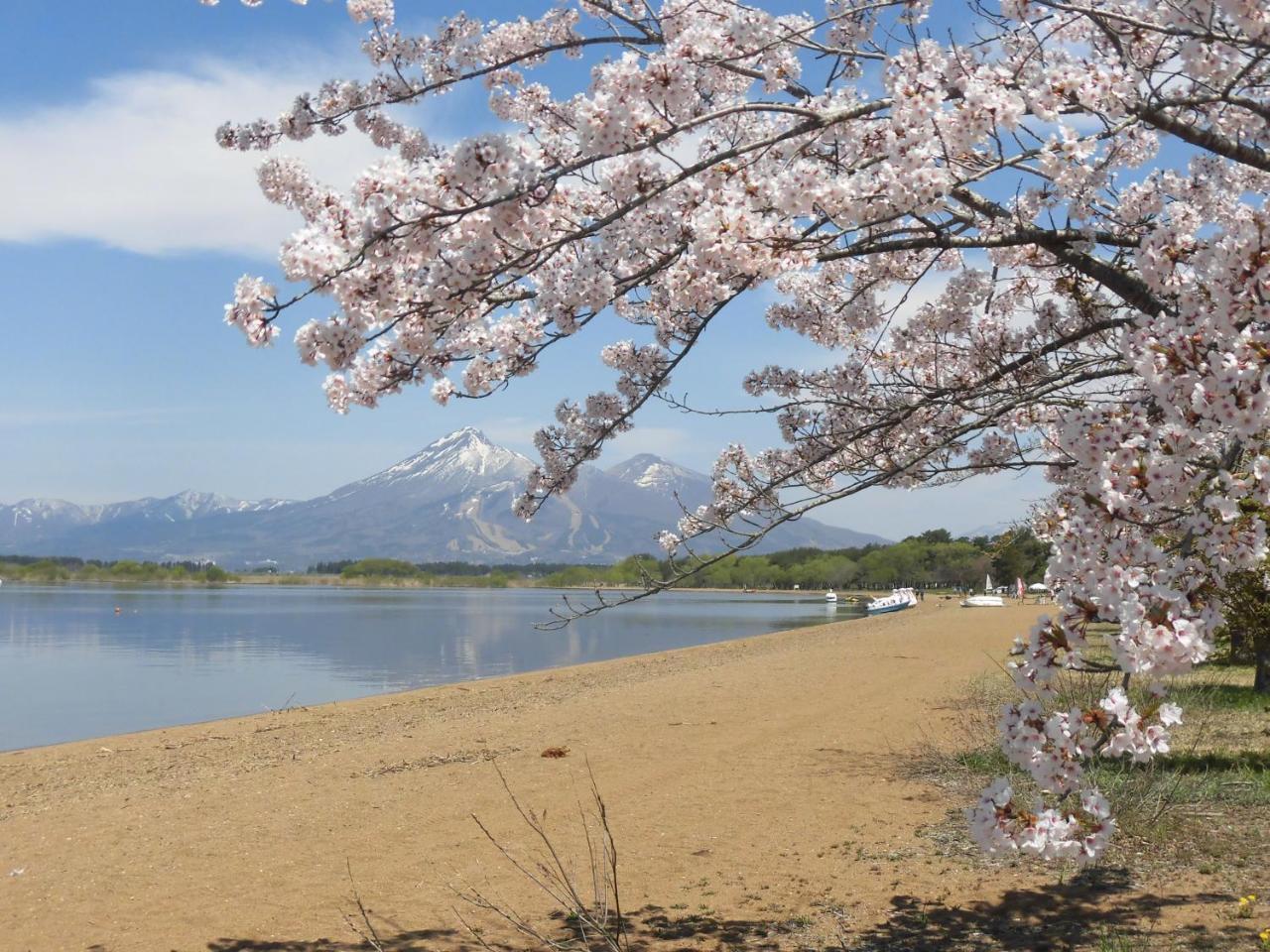 Lakeside Banko Hotel Inawashiro Esterno foto